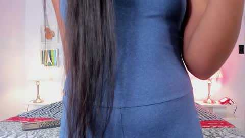 Snapshot of evelyn__ebony chatting on 01.04.25 evelyn ebony online show from 01.04.25