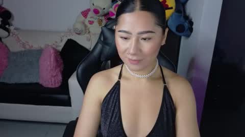 Evelyn online show from 10.10.25