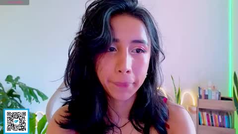 Snapshot of evelyn_chelle chatting on 09.10.25 Im Eve or Chelle Next Stream 191224 online show from 09.10.25