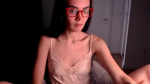 Evelyn online show from 05.11.26