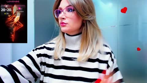 evelyne_rose online show from 01.18.25