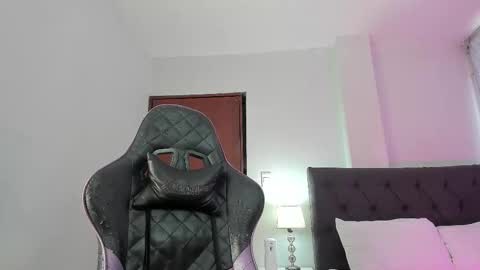 LAURA SOFIA  INDEPENDENT MODEL FOLLOW ME NOW ALMOST 10000 FOLLOWERS online show from 11.02.25