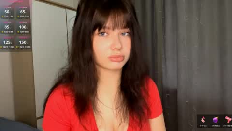 Evelyn Velvet online show from 06.02.26
