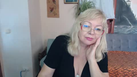 BarbaraBlondy online show from 10.29.25