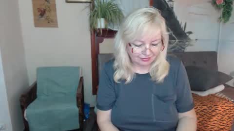 BarbaraBlondy online show from 11.08.25