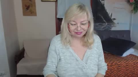 BarbaraBlondy online show from 11.20.25