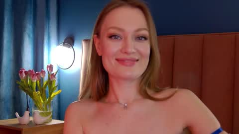 Evelyn online show from 03.13.26