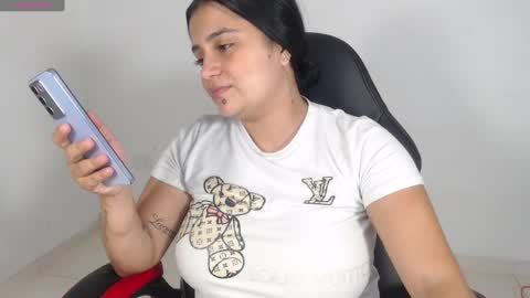 evelin 3 online show from 12.20.24