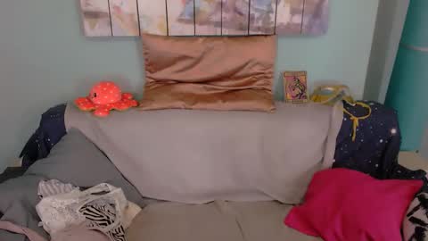 Everly online show from 11.26.25