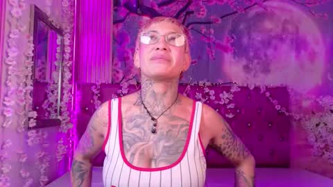 everlyn_sexx online show from 02.22.26