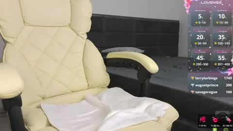 Eve Rose online show from 02.07.25