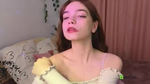 evi_brook online show from 10.12.25