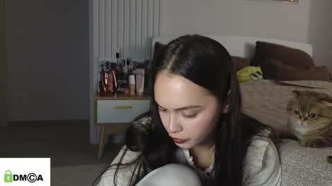 evi_woow online show from 03.07.26