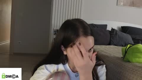 evi_woow online show from 03.20.26