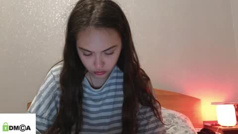Snapshot of evi_woow chatting on 05.20.26 evi_woow online show from 05.20.26