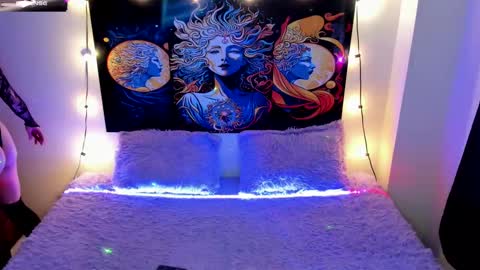 Evie99  online show from 09.17.25