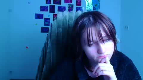 Evie online show from 02.08.26