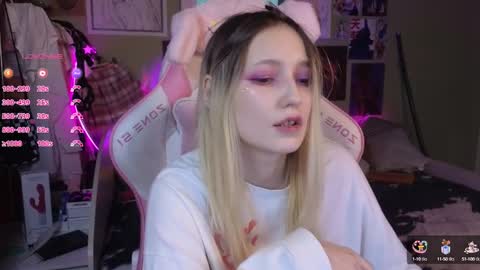 Evie online show from 01.10.25