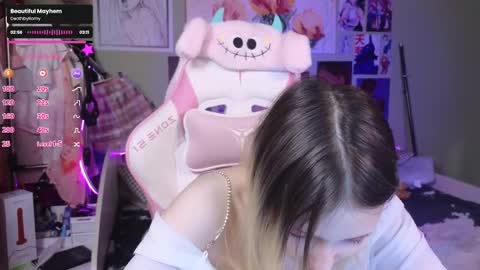 Evie online show from 01.13.25