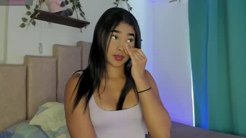 Snapshot of evieh1_ chatting on 05.26.26 Ivi Alejandra online show from 05.26.26