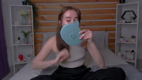 Evis online show from 02.05.26