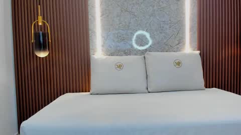 Snapshot of evony_beckerr chatting on 12.04.25 evony_beckerr online show from 12.04.25