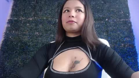 Im Evy online show from 04.21.26