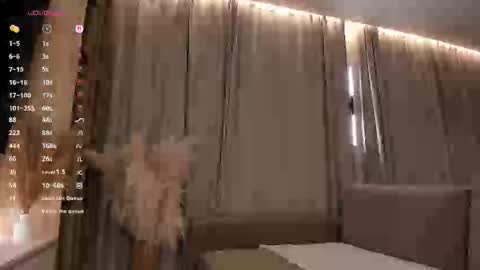 Snapshot of ewagreen chatting on 09.09.25 Eva m1racle  online show from 09.09.25