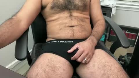 Snapshot of exhibitionist4u1010 chatting on 01.06.25 exhibitionist4u1010 online show from 01.06.25