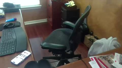 Snapshot of exhibitman69_ldb chatting on 05.17.26 exhibitman69_ldb online show from 05.17.26