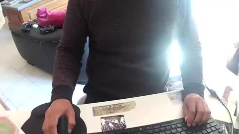 Gio online show from 10.10.25