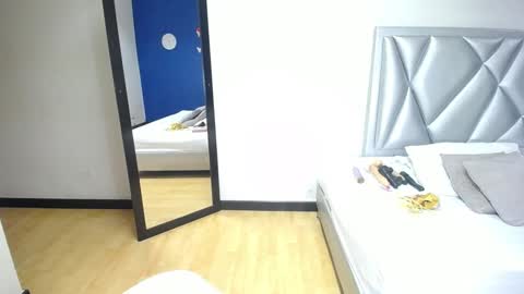 Snapshot of exotic_karmella chatting on 02.01.25 exotic_karmella online show from 02.01.25
