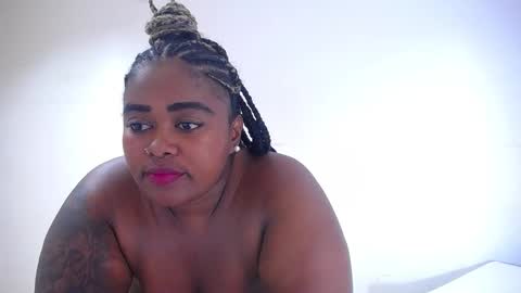 Snapshot of exotic_karmella chatting on 09.20.25 exotic_karmella online show from 09.20.25