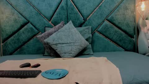 Adriana  online show from 11.20.25