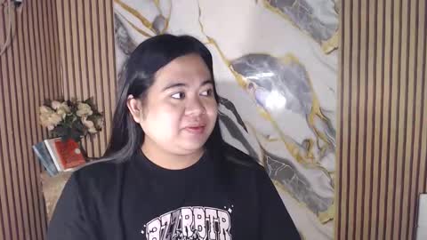 SHANTAL MARIE online show from 04.08.26