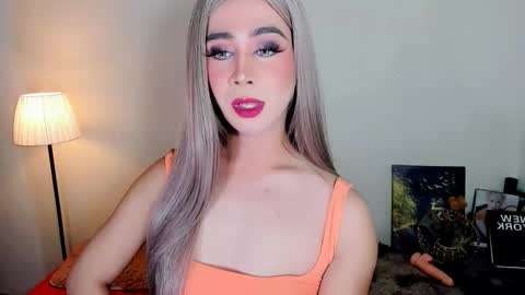 Snapshot of expensive_elise chatting on 02.20.26 expensive_elise online show from 02.20.26