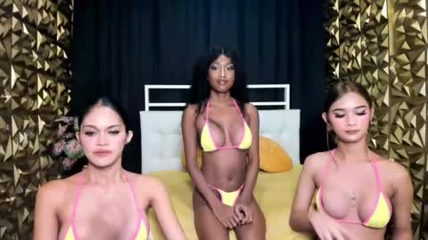 Snapshot of expensivefvckingcandy chatting on 09.28.25 IG jane elizabeth0801 online show from 09.28.25