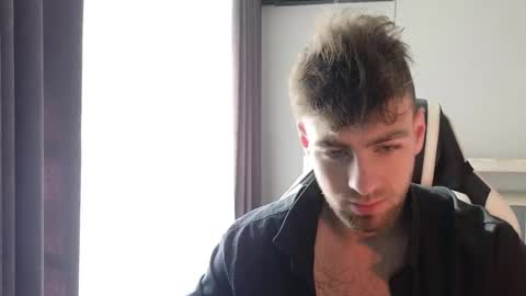 Snapshot of exstayz chatting on 10.04.25 Sweetheart online show from 10.04.25