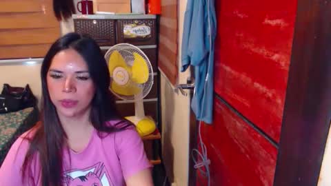 Snapshot of extremelydom chatting on 02.03.26 extremelydom online show from 02.03.26