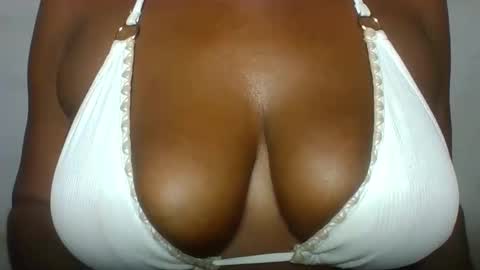 extremelywetgirl_ online show from 04.25.26