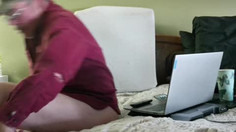 Eyeswideshut63 online show from 12.30.24