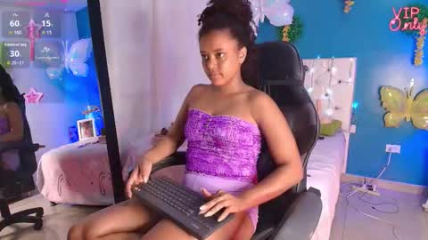 eylend_lisboa_ online show from 03.09.26