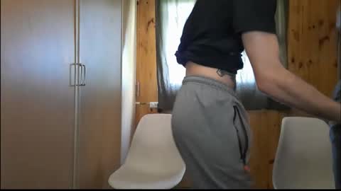 Snapshot of ezeandpe chatting on 03.17.26 ezeandpe online show from 03.17.26
