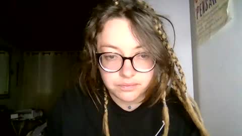 Snapshot of ezlngirl chatting on 07.20.26 Aimee online show from 07.20.26