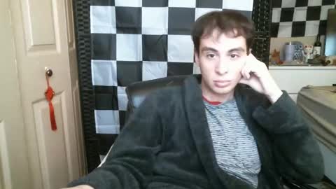 Ezra Naamah online show from 01.22.25