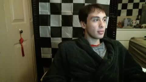 Ezra Naamah online show from 01.22.25