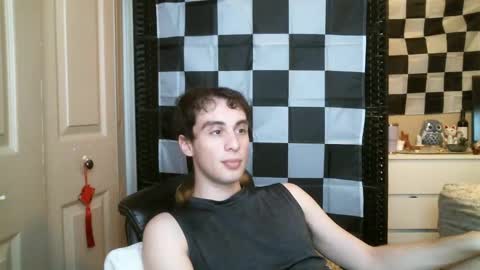 Ezra Naamah online show from 02.13.25