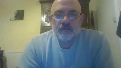 Snapshot of f1zzeek chatting on 04.30.26 f1zzeek online show from 04.30.26