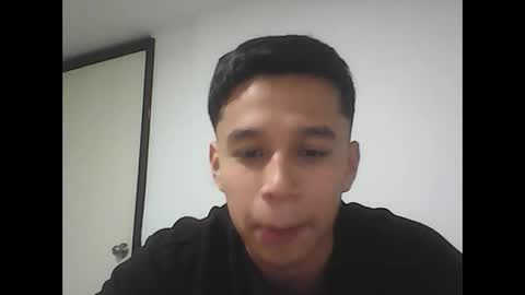 Snapshot of fabiar11 chatting on 11.09.25 R online show from 11.09.25