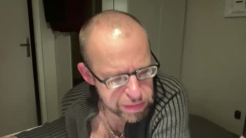 Snapshot of fabiothick chatting on 10.18.25 fabiothick online show from 10.18.25